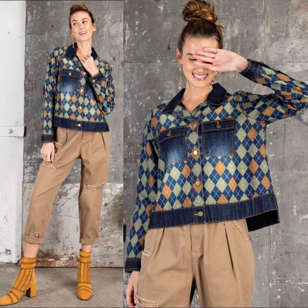 The LUCY Retro Denim Jacket - Picture 2 of 3